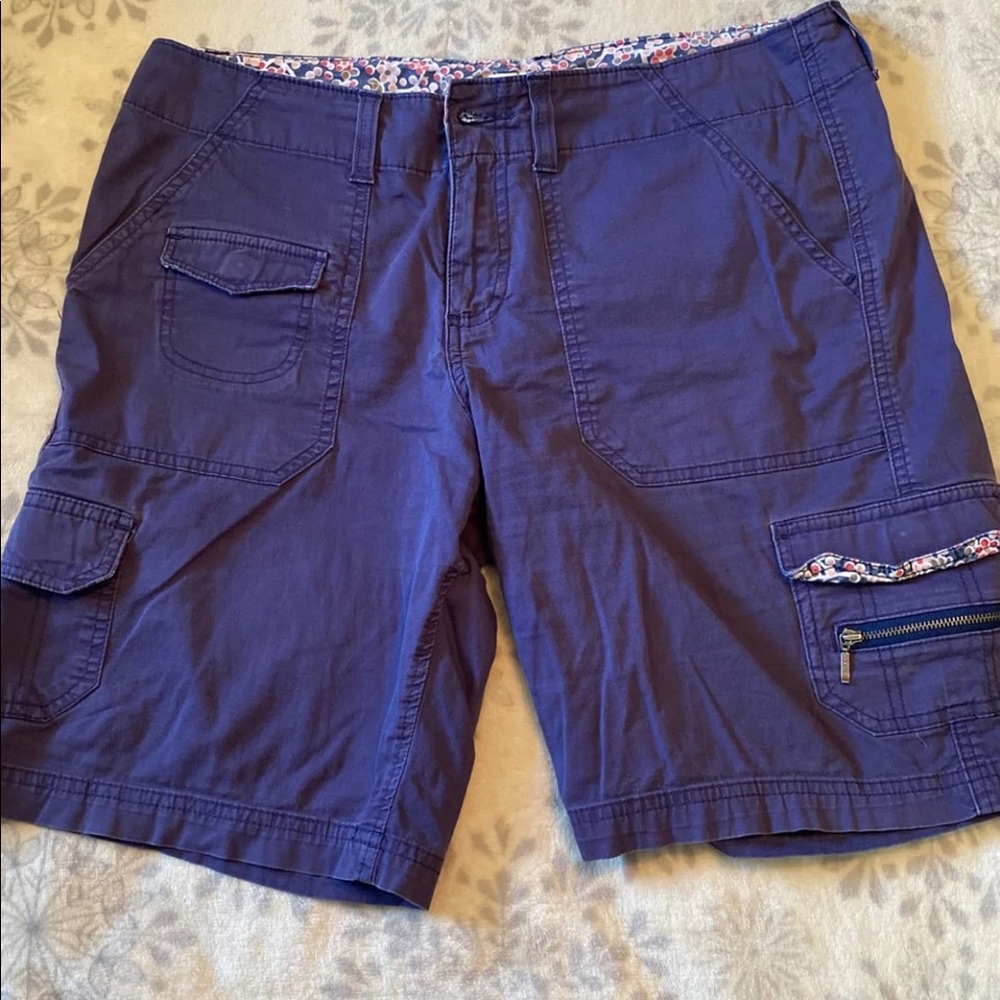 Ladies shorts